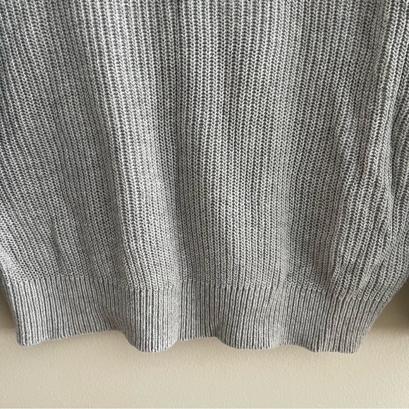 NWT Express Crop Grey Sweater - Picture 5 of 8